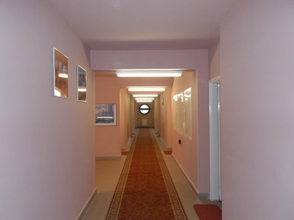 Hotel Family Балатонфельвар Екстер'єр фото